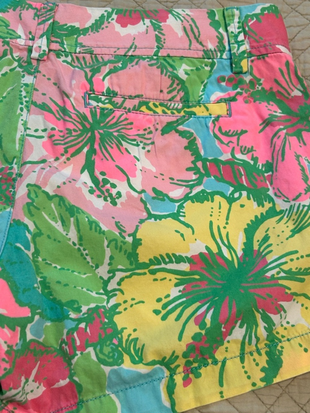 Lilly Pulitzer The Callahan Short in Floral Print - Picture 9 of 12